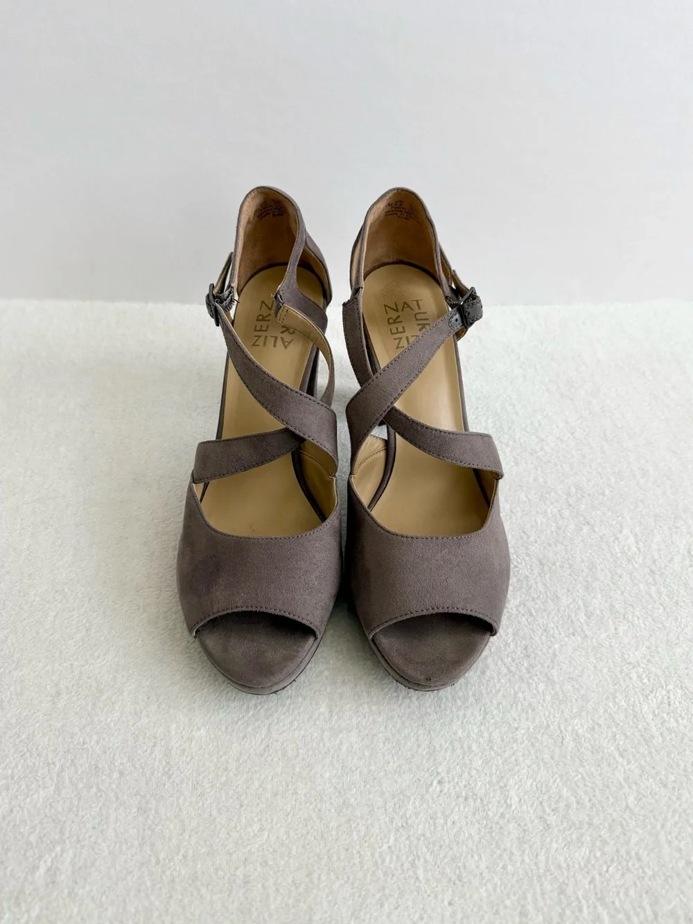 Naturalizer Platform Block Heel Sandals Size 8.5 Taupe Strappy